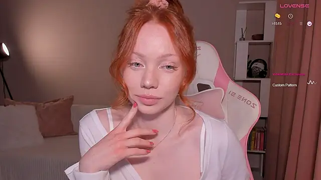 Elisahsthetics online show from March 14, 2026, 12:39 am