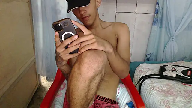 thebesthot online show from December 14, 2025, 7:29 pm