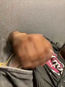 Alex281225 online show from November 5, 2025, 7:36 pm