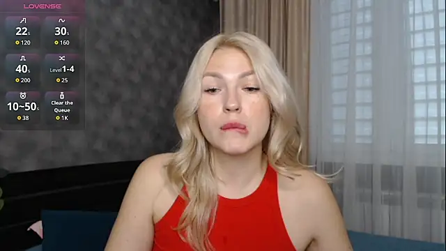 HelenOneLove online show from June 3, 2026, 11:24 am