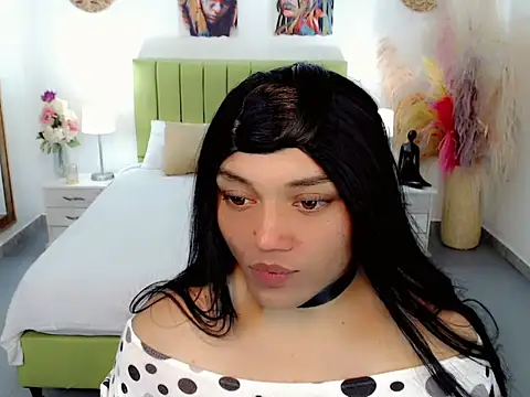 sebastian cruz  online show from February 7, 2026, 7:06 pm