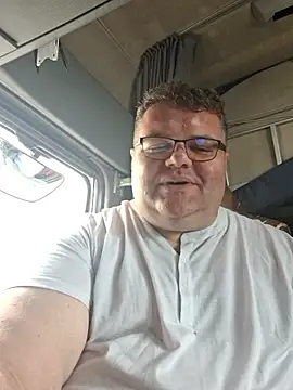 Snapshot of Grase44 chatting on November 7, 2025, 1:00 pm Grase44 online show from November 7, 2025, 1:00 pm