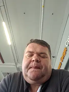 Snapshot of Grase44 chatting on February 8, 2026, 10:07 am Grase44 online show from February 8, 2026, 10:07 am