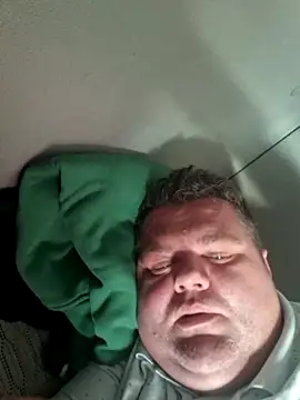 Snapshot of Grase44 chatting on February 13, 2026, 3:52 pm Grase44 online show from February 13, 2026, 3:52 pm