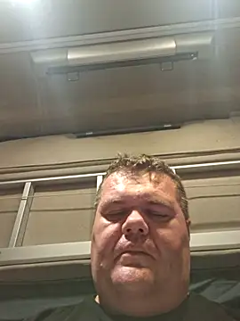 Snapshot of Grase44 chatting on March 13, 2026, 9:43 pm Grase44 online show from March 13, 2026, 9:43 pm