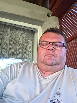 Grase44 online show from June 19, 2026, 4:39 am