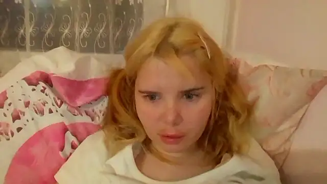 HornyElena online show from January 12, 2026, 3:39 pm