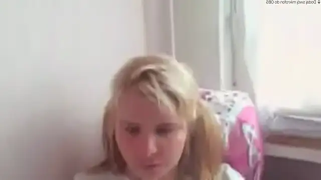 Snapshot of HornyElena chatting on May 6, 2026, 12:10 pm HornyElena online show from May 6, 2026, 12:10 pm