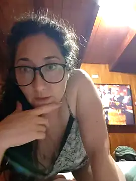  sweetdelight  online show from November 26, 2025, 3:29 am