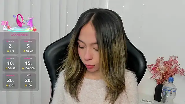 LuluuBerry online show from January 5, 2026, 7:28 pm