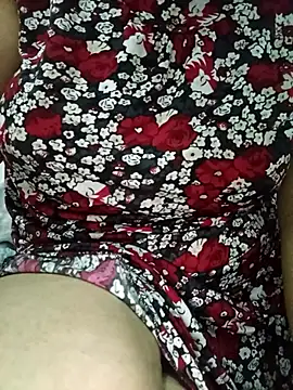 Snapshot of sarah_dlo3a chatting on November 7, 2025, 11:49 pm sarah dlo3a online show from November 7, 2025, 11:49 pm