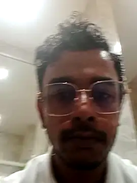 Snapshot of ParlousCarpet chatting on May 9, 2026, 8:14 pm ParlousCarpet online show from May 9, 2026, 8:14 pm
