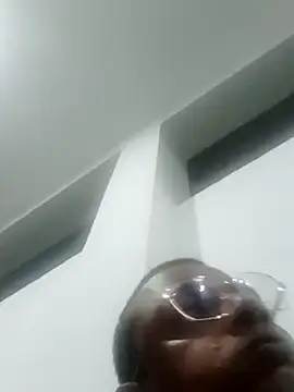 Snapshot of ParlousCarpet chatting on June 12, 2026, 2:49 pm ParlousCarpet online show from June 12, 2026, 2:49 pm