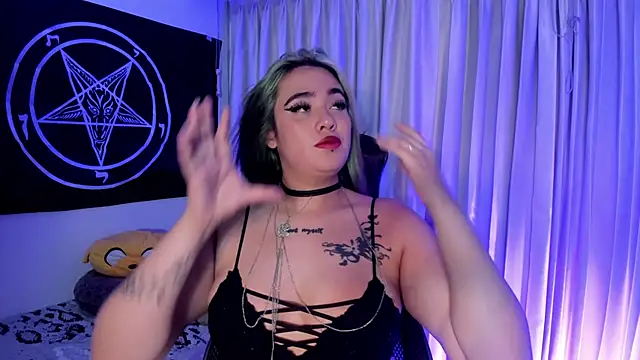 Lilith Zenith  online show from December 22, 2025, 3:58 am