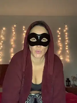 massagistahotbrunette online show from February 7, 2026, 6:44 pm