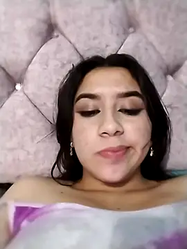 madeline lx online show from November 15, 2025, 2:20 am