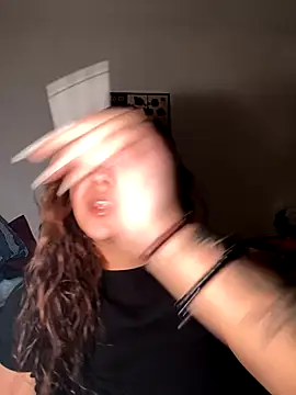 Snapshot of CurvyRush chatting on November 11, 2025, 10:10 pm CurvyRush online show from November 11, 2025, 10:10 pm