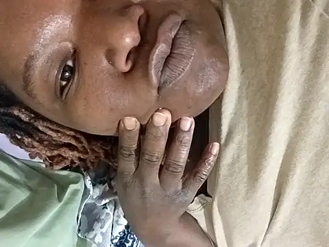 Babygir85 online show from May 15, 2026, 1:12 am