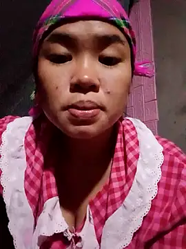 Snapshot of Mabel-122 chatting on November 6, 2025, 1:23 pm Mabel-122 online show from November 6, 2025, 1:23 pm