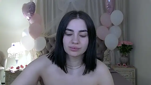 AdrianaTorres online show from February 17, 2026, 7:20 pm