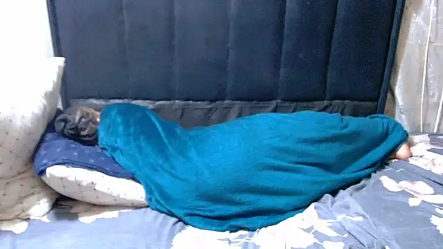 Peachesx25 online show from January 14, 2026, 2:55 pm