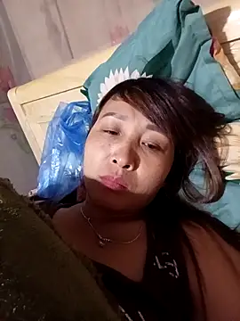 Missa-kute20 online show from December 18, 2025, 2:12 pm