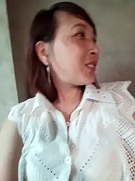 Snapshot of Missa-kute20 chatting on March 3, 2026, 10:10 am Missa-kute20 online show from March 3, 2026, 10:10 am