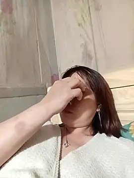 Snapshot of Missa-kute20 chatting on March 21, 2026, 3:59 pm Missa-kute20 online show from March 21, 2026, 3:59 pm