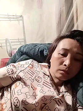 Snapshot of Missa-kute20 chatting on April 4, 2026, 2:47 pm Missa-kute20 online show from April 4, 2026, 2:47 pm