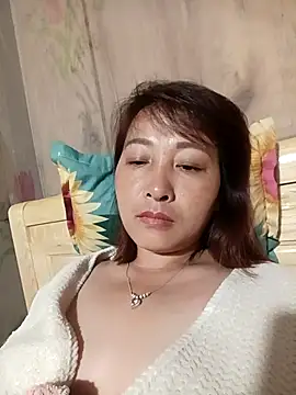 Snapshot of Missa-kute20 chatting on April 15, 2026, 10:10 pm Missa-kute20 online show from April 15, 2026, 10:10 pm