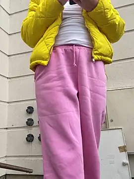 pervimilf online show from November 12, 2025, 2:28 pm