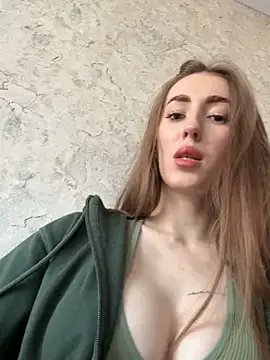 Snapshot of Victoria_Vi chatting on November 14, 2025, 11:42 am Victoria Vi online show from November 14, 2025, 11:42 am