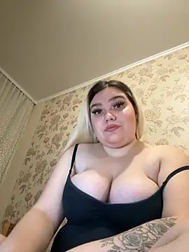 Snapshot of barbs_boobs chatting on November 7, 2025, 3:34 pm barbs boobs online show from November 7, 2025, 3:34 pm