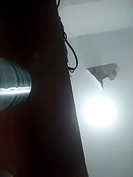  Lizeth  online show from April 12, 2026, 2:22 pm