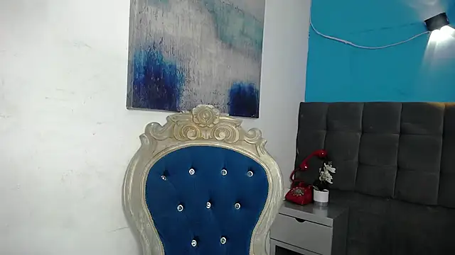 Snapshot of Aliis_Love chatting on November 16, 2025, 8:25 pm Aliis Love online show from November 16, 2025, 8:25 pm