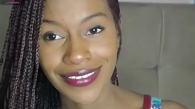 Aliis Love online show from December 18, 2025, 4:57 pm