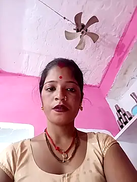 Snapshot of Hot_eras8 chatting on November 13, 2025, 10:03 am Hot eras8 online show from November 13, 2025, 10:03 am