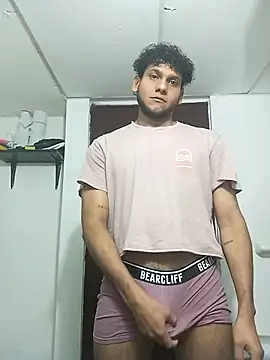 prototipoA45 online show from February 18, 2026, 6:09 am