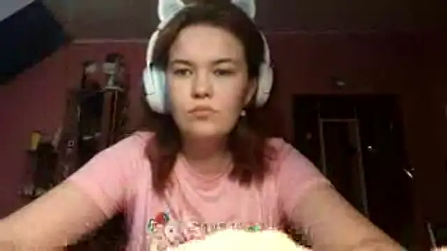 ScrammedUaruna online show from November 8, 2025, 2:06 pm