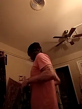 Snapshot of White_chocolate69 chatting on November 28, 2025, 8:28 am White chocolate69 online show from November 28, 2025, 8:28 am