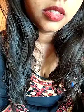 Snapshot of Sexy_Divya__ chatting on April 13, 2026, 5:35 am Sexy Divya online show from April 13, 2026, 5:35 am