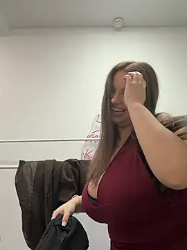 KilianaNoir online show from April 16, 2026, 7:09 am