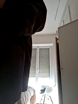 CuteDaddy92 online show from March 5, 2026, 8:32 am