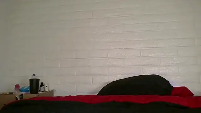 nikkibae33 online show from March 15, 2026, 9:54 pm