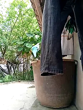 Lynn-122 online show from April 10, 2026, 4:50 am