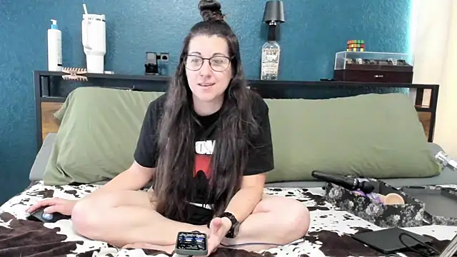 Sammie Ray online show from April 8, 2026, 2:50 pm