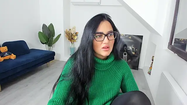 AnyaEvy online show from February 2, 2026, 6:12 am