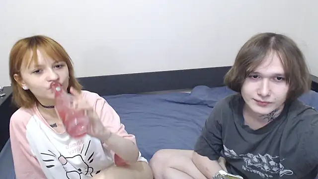 angelsofpornn online show from April 17, 2026, 4:21 pm