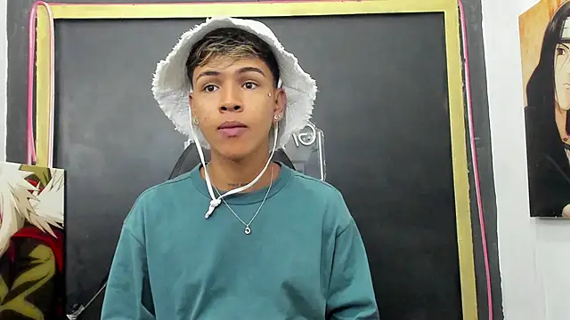 Timmy Kiing  online show from December 15, 2025, 9:08 pm