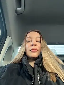 SashaCatt online show from March 20, 2026, 9:14 am